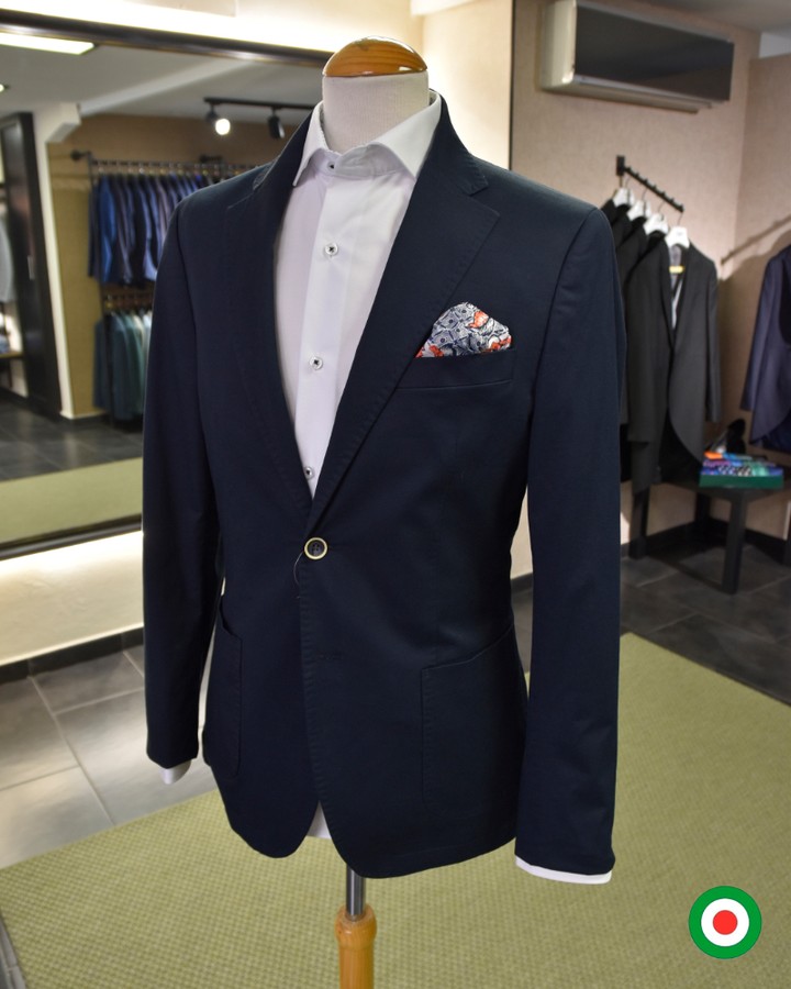Traje azul de ceremonia en Azzurro